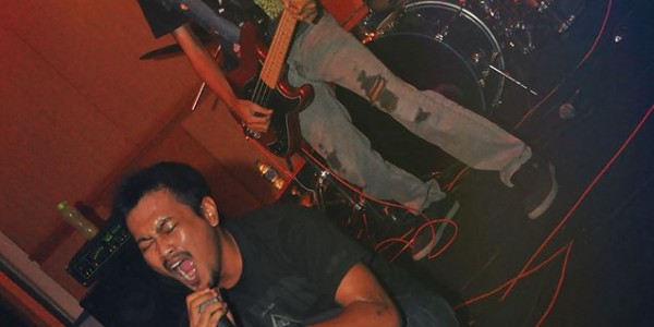 702117_10201665980308856_592673728_n